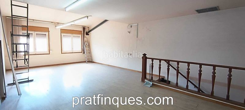 Foto 7655e860-0d42-45df-8460-0fba2f0f6166. Casa adossada amb calefacció aparcament a Centre Prat de Llobregat (El)
