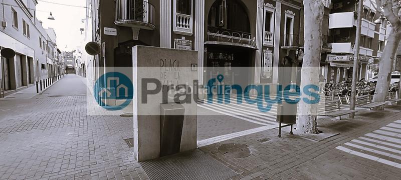 Foto 0271343f-4ad3-48a5-b7b6-fa9e32b328d5. Terreny residencial a Centre Prat de Llobregat (El)