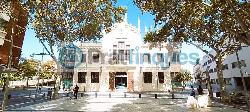 Foto 1e2e5f2a-4a5c-4696-ab57-33faa7f7a7c7. Terreny residencial a Centre Prat de Llobregat (El)