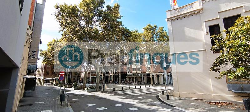 Foto 6e14d6d0-f3b9-442f-8de3-f7846e57d677. Terreny residencial a Centre Prat de Llobregat (El)