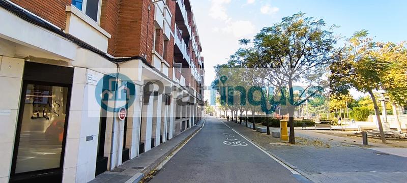 Foto dfdff3cb-78d5-40e6-b425-91e7241a5b45. Terreny residencial a Centre Prat de Llobregat (El)