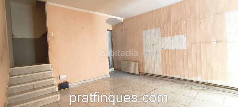Foto 115f99eb-dce6-4e63-8420-af5b03a6a80b. Casa amb calefacció a Centre Prat de Llobregat (El)