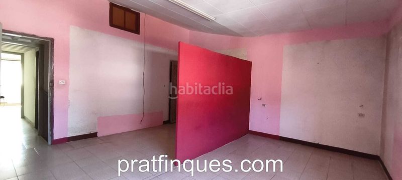 Foto 1798cd6c-87fd-41b5-86eb-4517bafb37d7. Casa amb calefacció a Centre Prat de Llobregat (El)