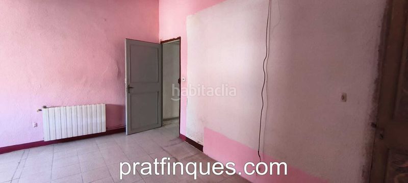 Foto 311a21c6-83f2-40a0-987e-fe29afa49255. Casa amb calefacció a Centre Prat de Llobregat (El)