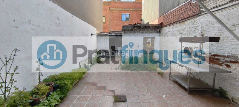 Foto 1b9a6532-532a-410f-93f0-d084e63a685f. Casa amb calefacció a Centre Prat de Llobregat (El)