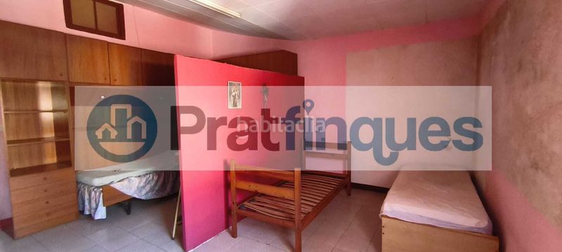 Foto 4b88bf95-7b3c-4626-8cc7-77a6865310d7. Casa amb calefacció a Centre Prat de Llobregat (El)