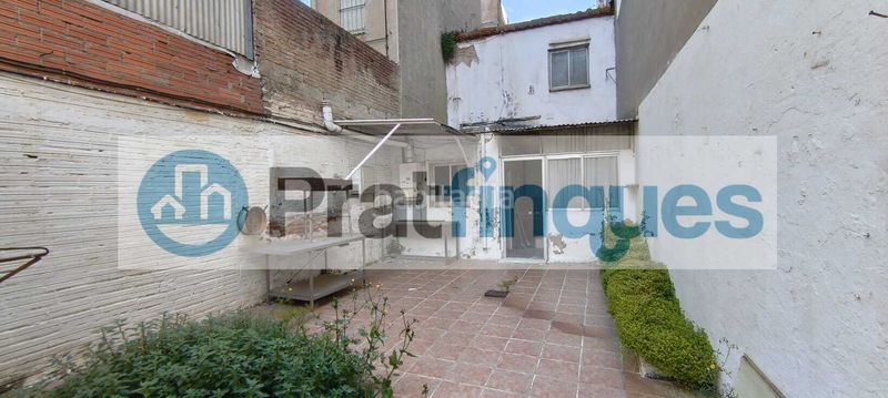 Foto 94b6536e-2750-45fc-9e8f-067825c5f032. Casa amb calefacció a Centre Prat de Llobregat (El)