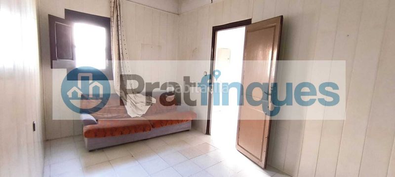 Foto a8623ca7-eb41-4ba4-a159-2aa22be7cf09. Casa amb calefacció a Centre Prat de Llobregat (El)