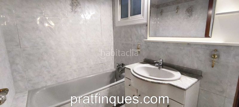 Foto 7bcda31c-10fc-4360-9b99-95b01e35d906. Pis a Estruch-Eixample Prat de Llobregat (El)