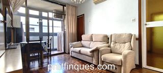 Appartement à Centre. Oportunidad en el corazón del casco antiguo: luminosidad y poten