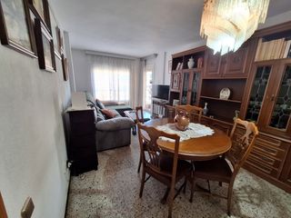 Pis a Sagnier-Plaça de Catalunya. Piso en venta avda remolar quinto de altura, muy luminoso y vist