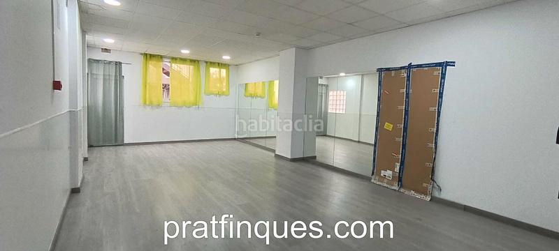 Foto 7a9a5641-8abd-4a40-be99-44eda8122a98. Alquiler local comercial local en alquiler en el casco antiguo en Prat de Llobregat (El)