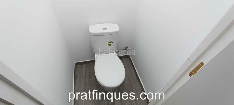 Foto e6a34f95-2ded-43d2-b679-7221f30665a4. Lloguer local comercial a Centre Prat de Llobregat (El)