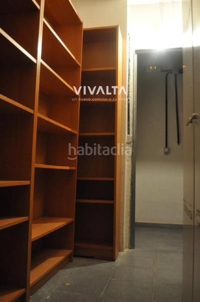 Foto 1361cdd4-2992-4f04-ad6a-83b3a94023c4. Attico con riscaldamento parcheggio piscina in Orcasitas Madrid