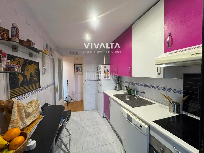 Foto 7ff0caf5-031a-4ad9-8698-0811f5574b45. Attico con riscaldamento parcheggio piscina in Orcasitas Madrid