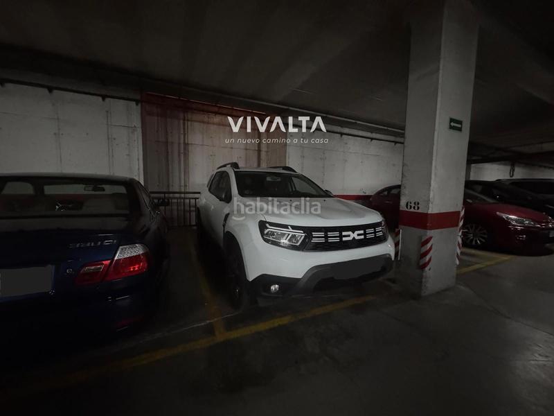 Foto bd54c60d-fc8b-4287-bf50-c665da2e3aa7. Attico con riscaldamento parcheggio piscina in Orcasitas Madrid