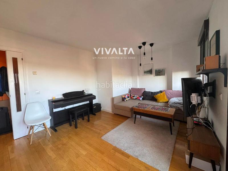 Foto cc851706-83a8-4ac5-be6c-d4f47e8e3e5d. Attico con riscaldamento parcheggio piscina in Orcasitas Madrid