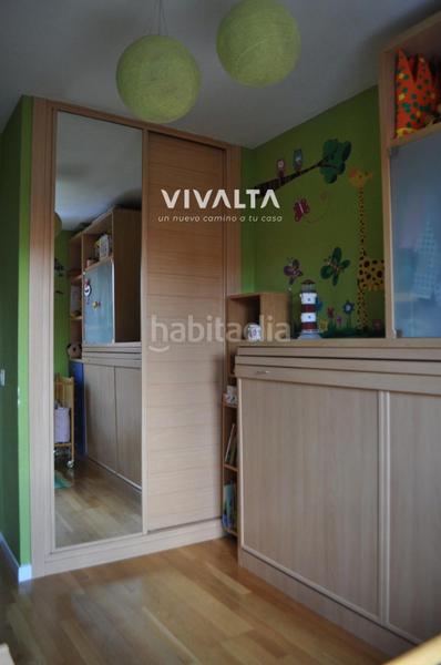 Foto dded089a-a93b-49dd-bcea-8bfe85a7a199. Attico con riscaldamento parcheggio piscina in Orcasitas Madrid