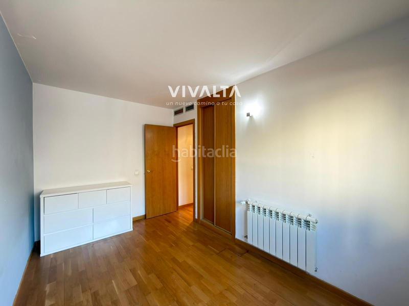 Foto 2b3def42-c333-45cf-92d7-d4348f6dde00. Appartamento con riscaldamento parcheggio piscina in Madrid