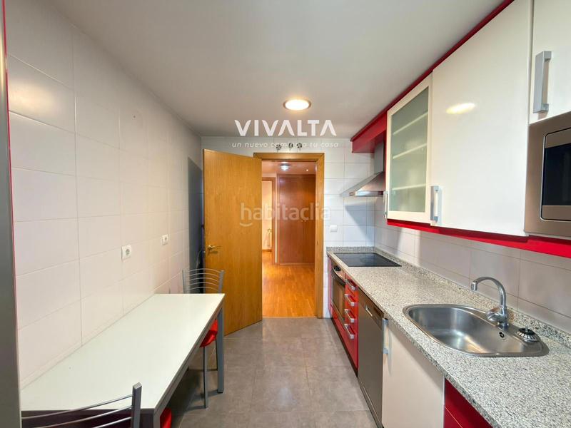 Foto 3708e076-a3e8-480c-96b2-95d97b200f53. Appartamento con riscaldamento parcheggio piscina in Madrid