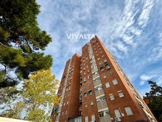 Pis  Santa maria de la cabeza. Piso a la venta en paseo santa maria de la cabeza, madrid