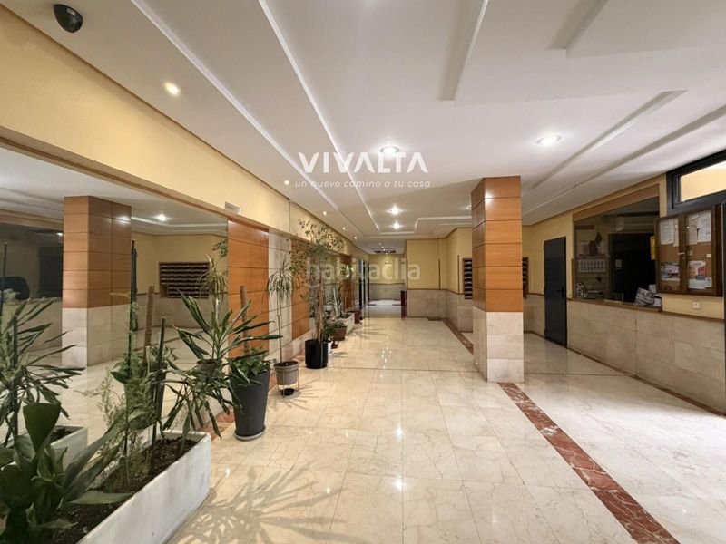 Foto 03fff9bc-cbfb-4f78-8198-30739e72a569. Dúplex amb calefacció aparcament piscina a San Juan Bautista Madrid