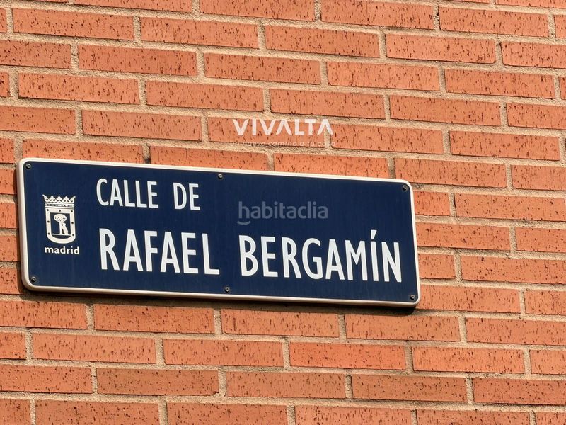 Foto 329fe261-4022-476f-9426-7d2b30a4ad36. Dúplex amb calefacció aparcament piscina a San Juan Bautista Madrid