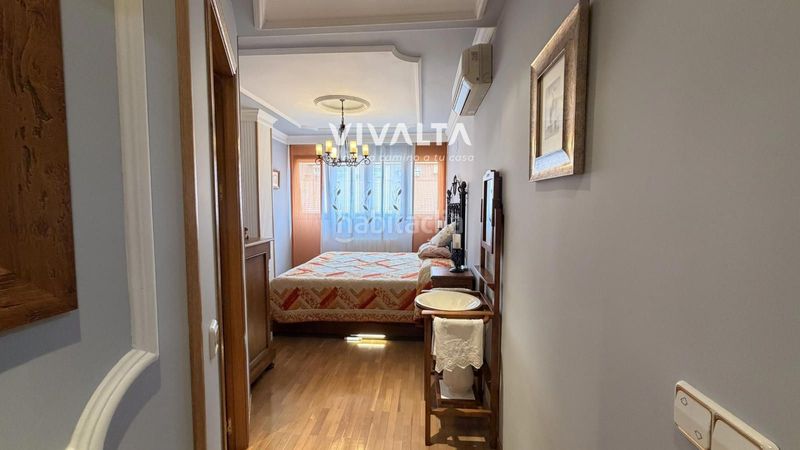 Foto 835229b1-d1eb-421e-9274-f976406a9f32. Dúplex amb calefacció aparcament piscina a San Juan Bautista Madrid