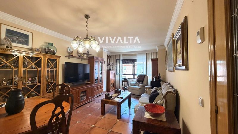 Foto d5a1712e-9bce-4963-96be-e9c910bc8600. Dúplex amb calefacció aparcament piscina a San Juan Bautista Madrid