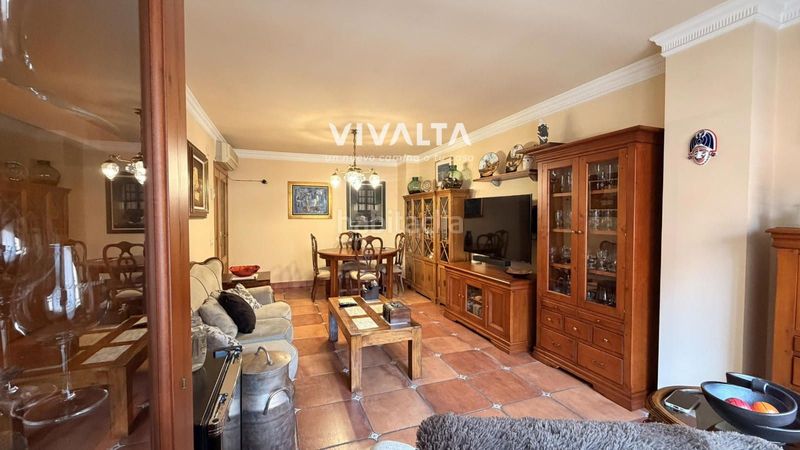 Foto e541c376-7c8d-435f-8295-123bf67eaea5. Dúplex amb calefacció aparcament piscina a San Juan Bautista Madrid