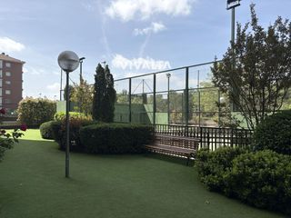 Appartamento in Burguete 12. Piso en las tablas, en urbanización privada con piscina, pista d