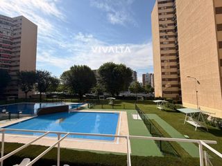 Appartement  Betanzos. Vivalta vende piso reformado de 81 m, situado en la 10ª planta d