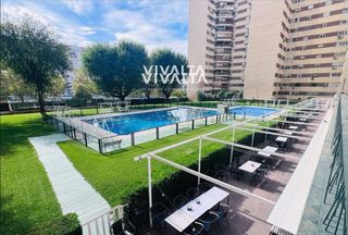 Pis  Betanzos. Vivalta vende piso reformado de 81 m, situado en la 10ª planta d