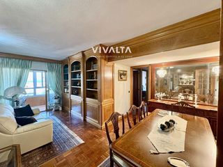 Flat  Lopez de hoyos. Vive madrid desde las alturas! luminoso piso con terraza y vista