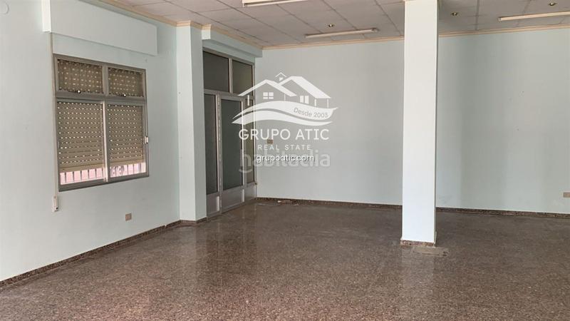 Foto f3857f28-495e-40e9-8c06-233fb8bebe50. Location local commercial dans Llombai Burriana