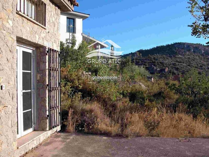 Foto a89cde7d-36ec-45a8-aa6e-1073f4e19e0f. Chalet mit parking in Estadio Castalia Castellón de la Plana