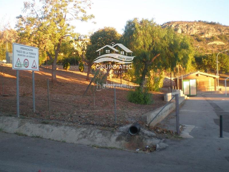 Foto a8df60ab-f5a4-41c1-9af9-ba1e4ef89a60. Chalet mit parking in Estadio Castalia Castellón de la Plana