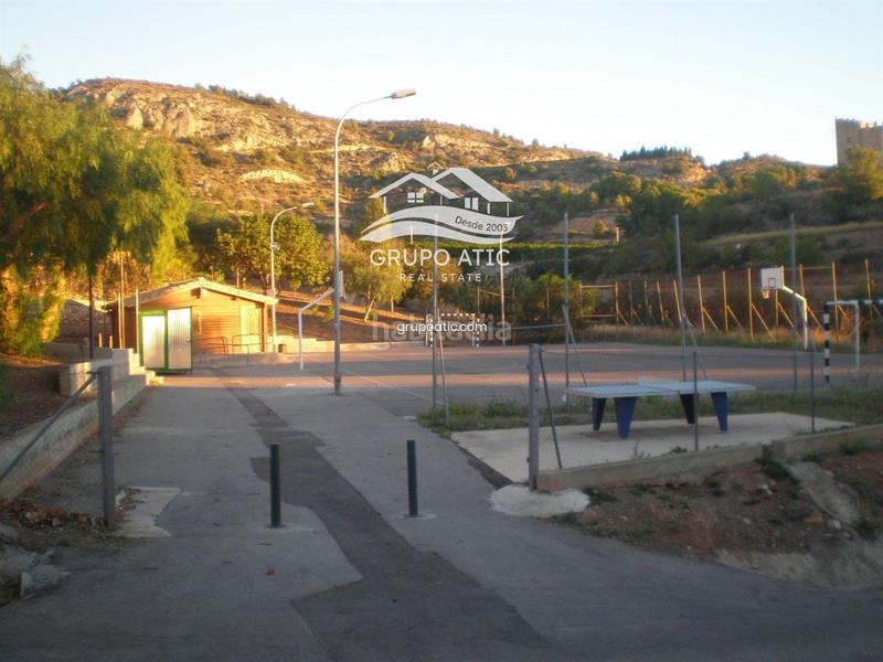 Foto c080dc97-a98f-4fdd-88ec-c82b4a857278. Chalet mit parking in Estadio Castalia Castellón de la Plana