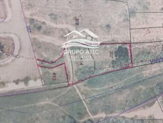 Fondo rustico in Camino de Onda-Salesianos. Terreno rústico cerca de la población.