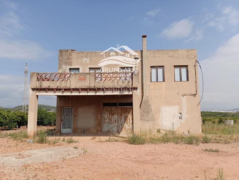 Foto 9121c930-bf64-4f20-ba0d-2ba8cf7c4627. Chalet con parcheggio in Onda