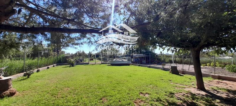 Foto 09b13b3a-f191-4606-b8f9-f21db98692dc. Chalet  en venta en Playa Burriana