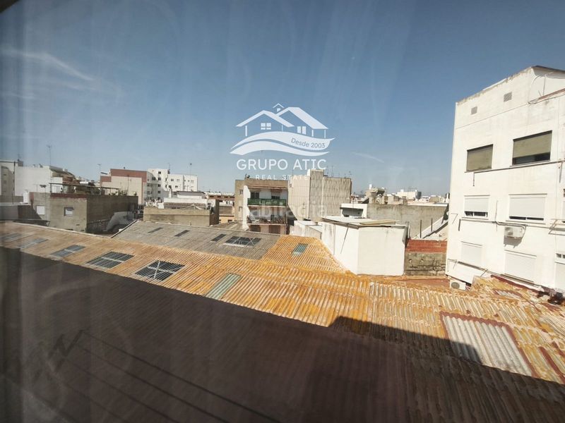Foto b5bebb16-9af9-4e5e-9208-d16e152c9355. Pis a Centro Burriana