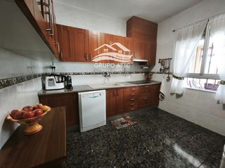 Chalet  L¡ullal. Chalet independiente con 4 dormitorios, piscina, chimenea y barb