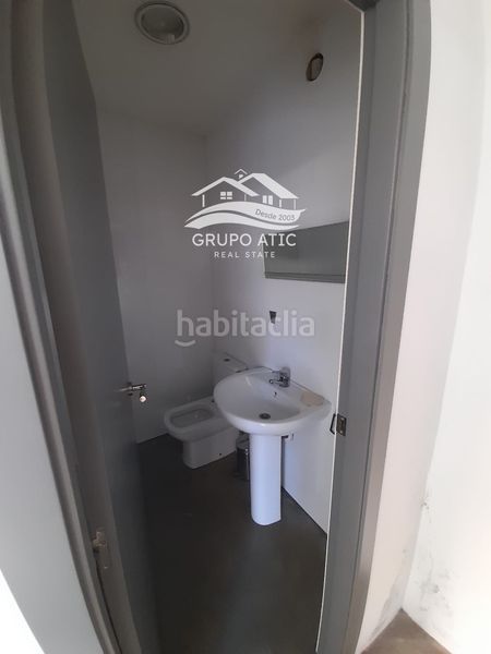 Foto 64ba4243-bf1e-4f36-9588-02ac686d187a. Alquiler local comercial local en alquiler en centro en Burriana