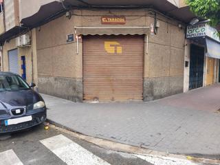 Locale commerciale in Puente Tocinos. Local comercial en venta en puente tocinos