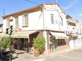 Zweistckige Wohnung en Puente Tocinos. Casa y bar en venta en puente tocinos