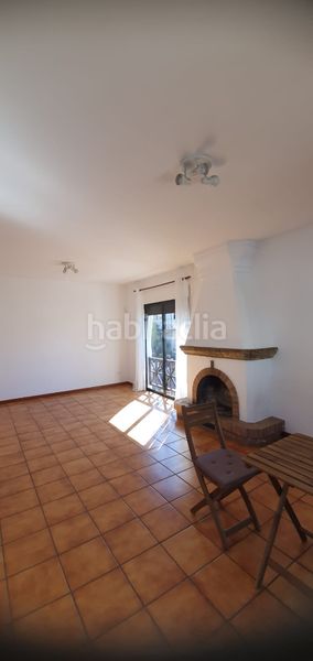 Foto 0f75a875-c80c-4a78-96be-84bd95c96c86. Casa adossada amb xemeneia aparcament a La Laguna San Cristóbal de La Laguna