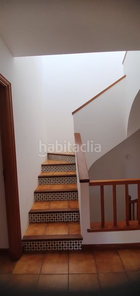 Foto 1489a877-ea7b-4e86-b18c-1d7373d0f84e. Casa adossada amb xemeneia aparcament a La Laguna San Cristóbal de La Laguna