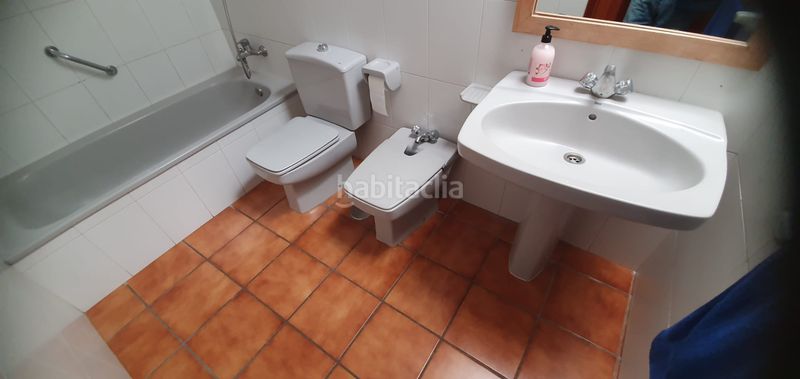 Foto 286c8303-ba04-4ab2-9d4c-ea17ce9d7de0. Casa adossada amb xemeneia aparcament a La Laguna San Cristóbal de La Laguna
