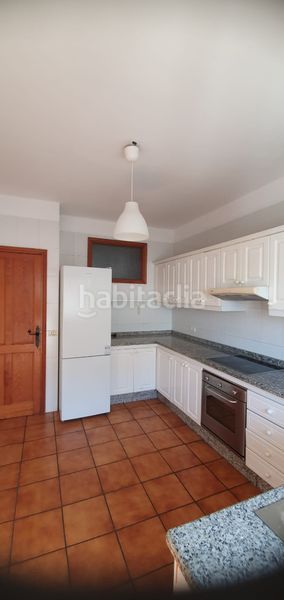 Foto 3a2590a6-28c6-4ba3-a0f9-e70188a49231. Casa adossada amb xemeneia aparcament a La Laguna San Cristóbal de La Laguna
